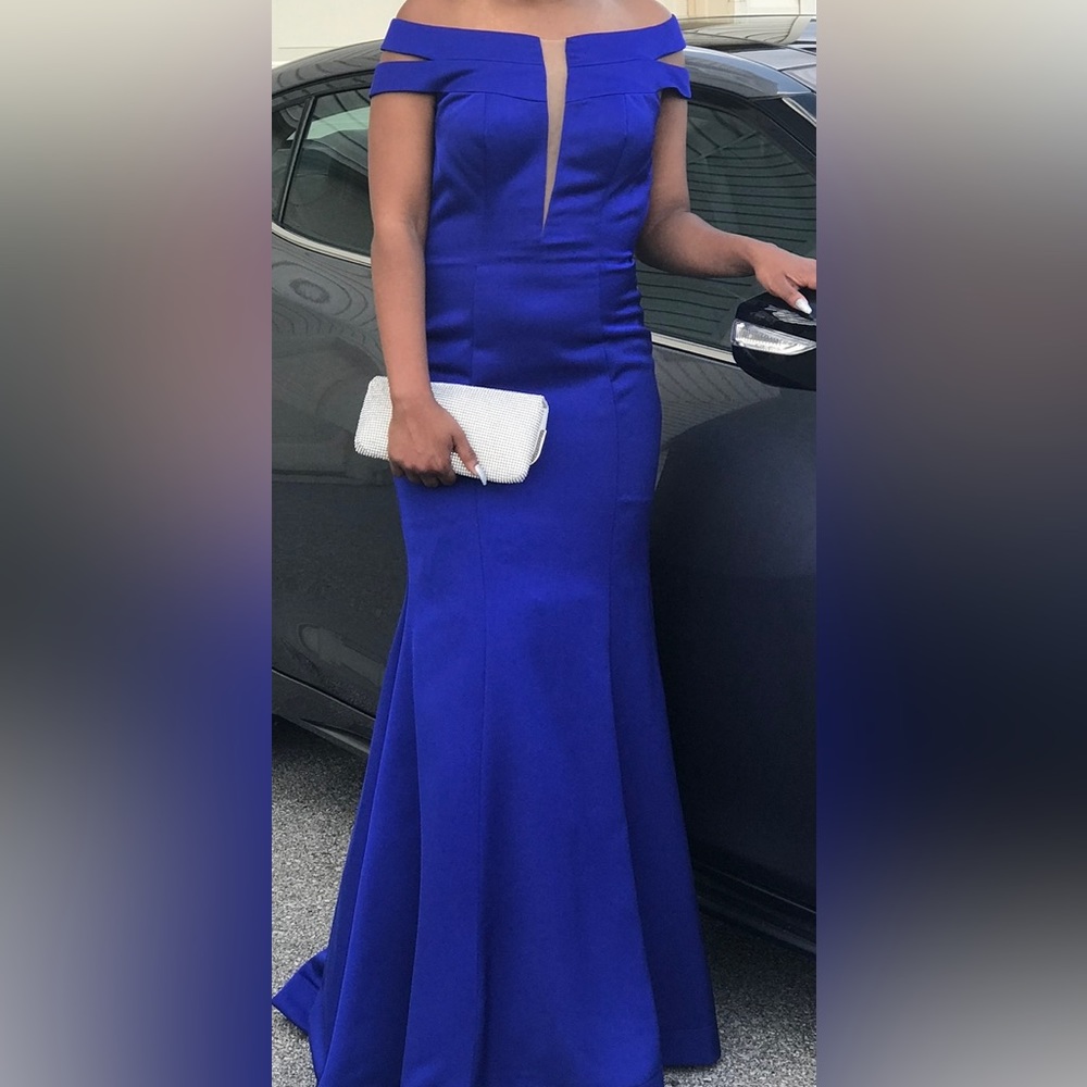 Royal Blue prom gown excellent condition